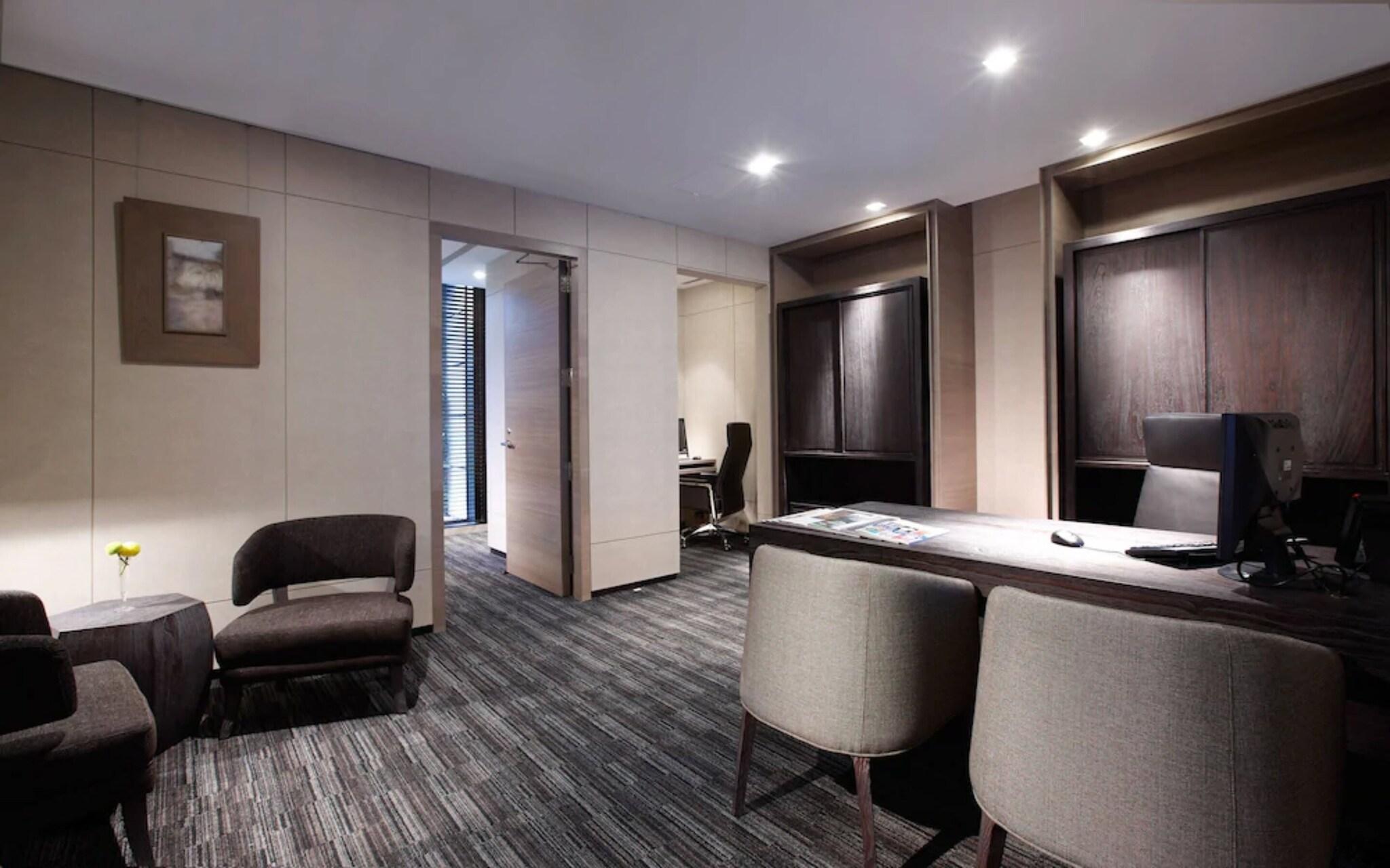 Humble House Taipei, Curio Collection by Hilton by null