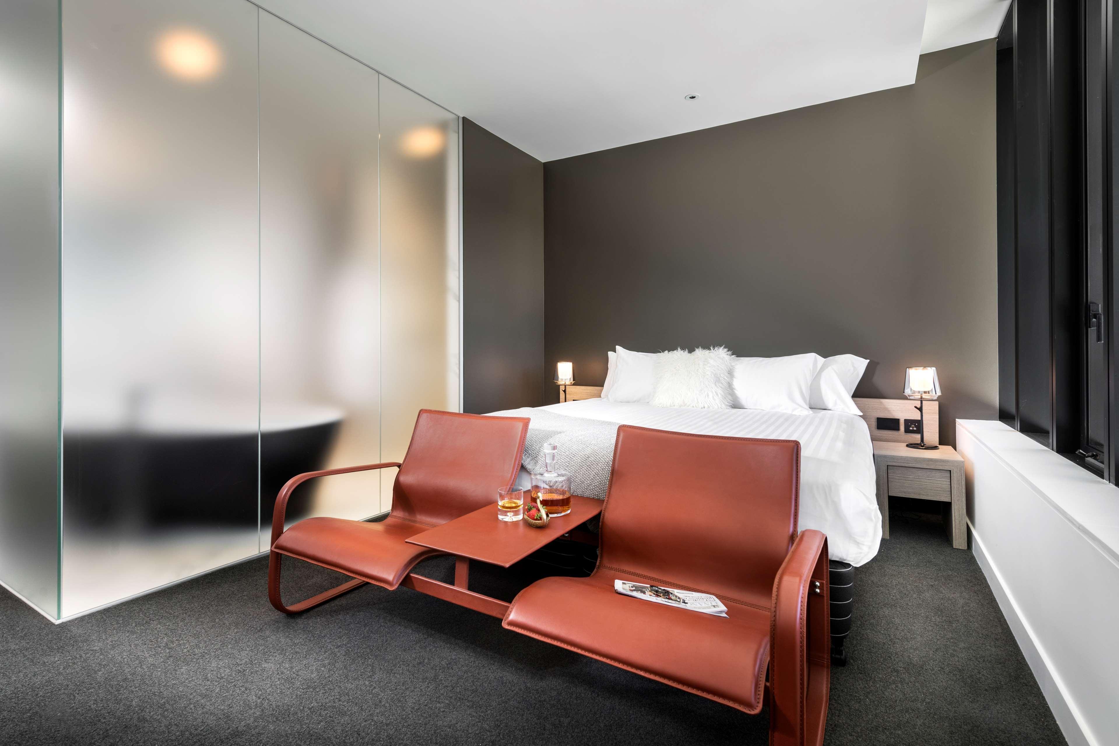 The Melbourne Hotel by null
