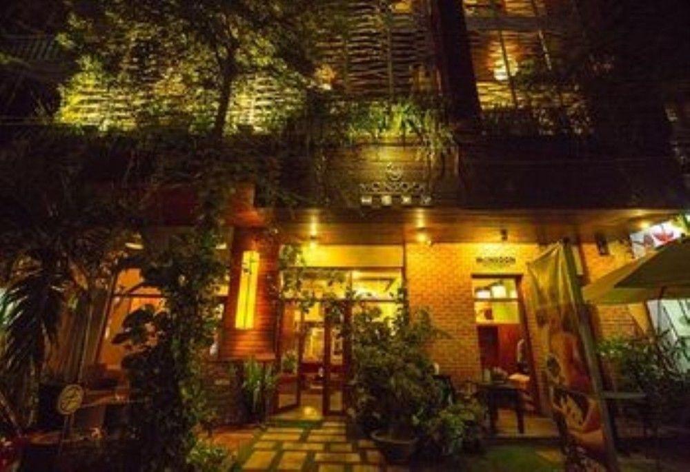 Monsoon Riverside Hostel by null