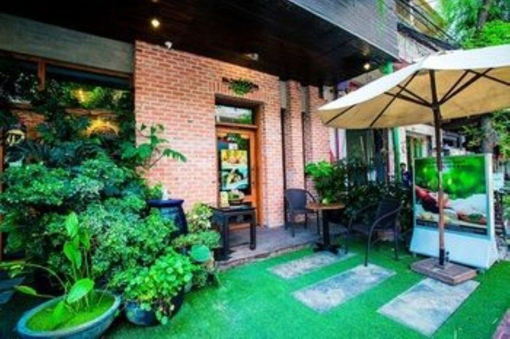 Monsoon Riverside Hostel by null