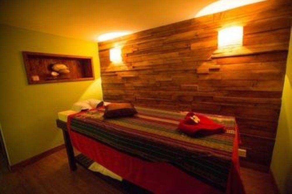 Monsoon Riverside Hostel by null