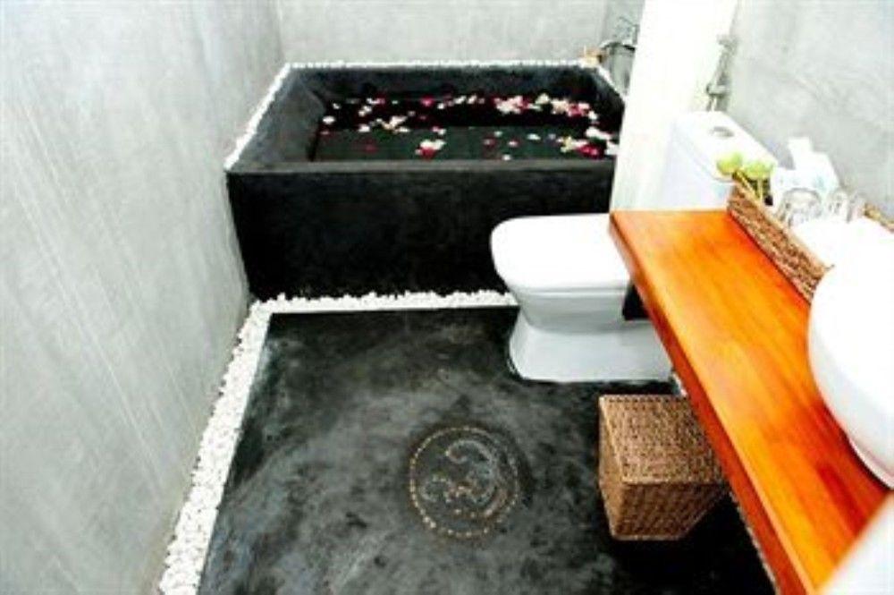 Monsoon Riverside Hostel by null