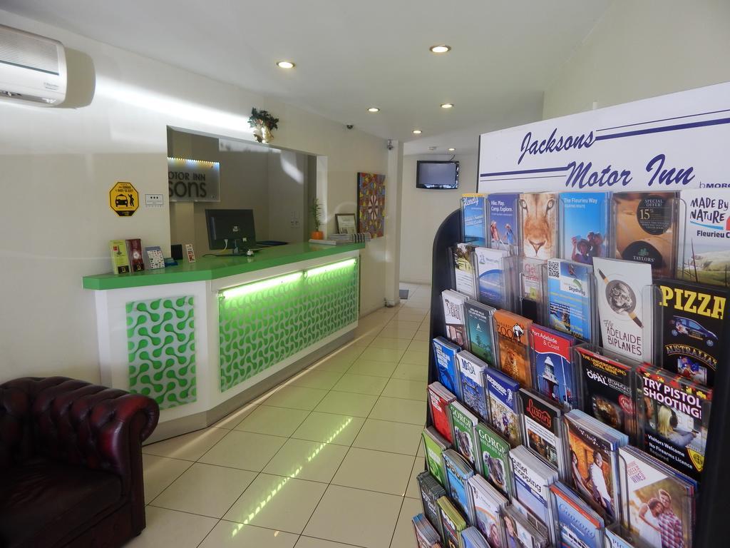 Jacksons Motor Inn by null