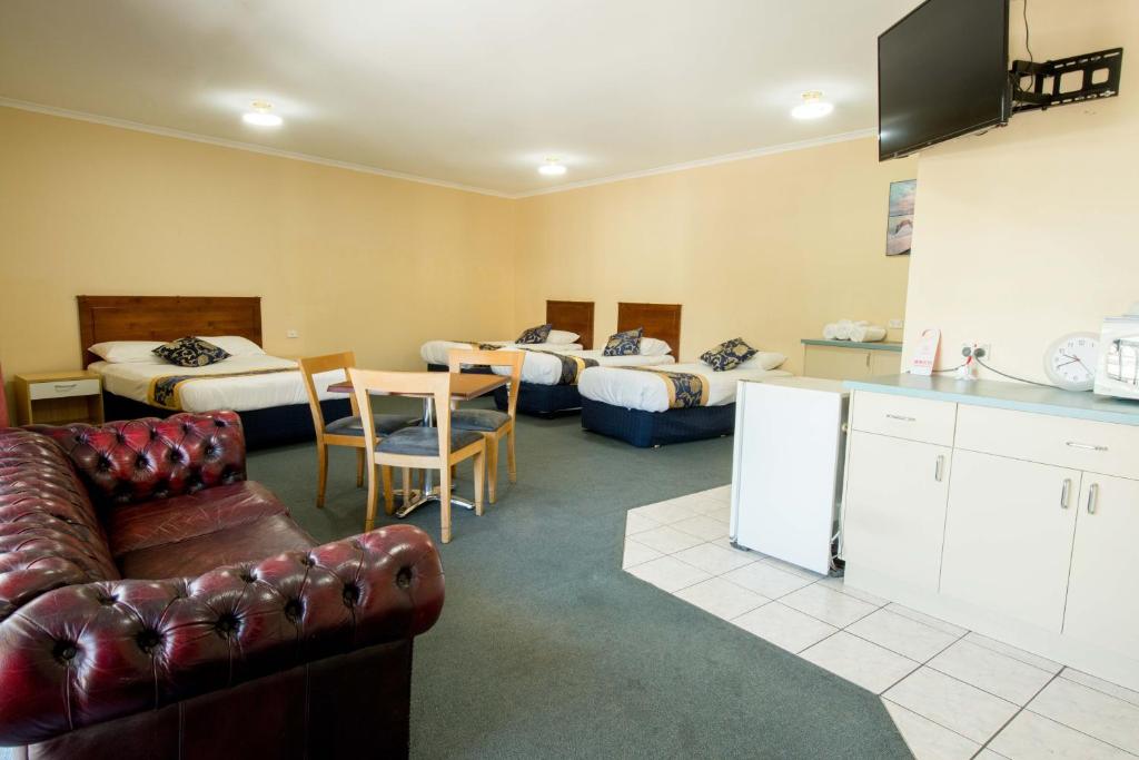 Jacksons Motor Inn by null