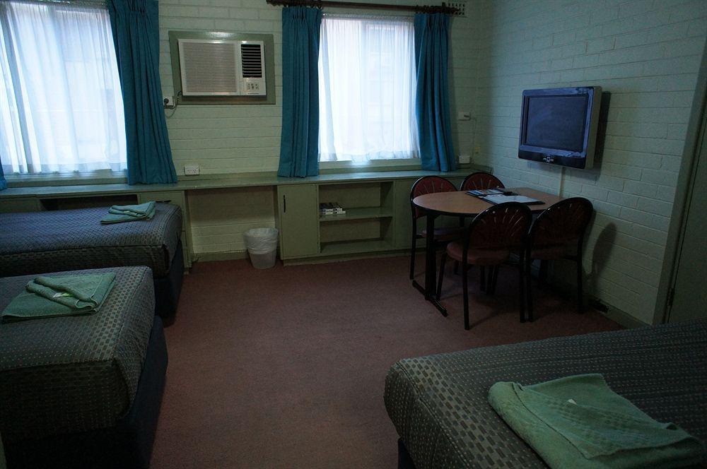 City Waters Motel by null