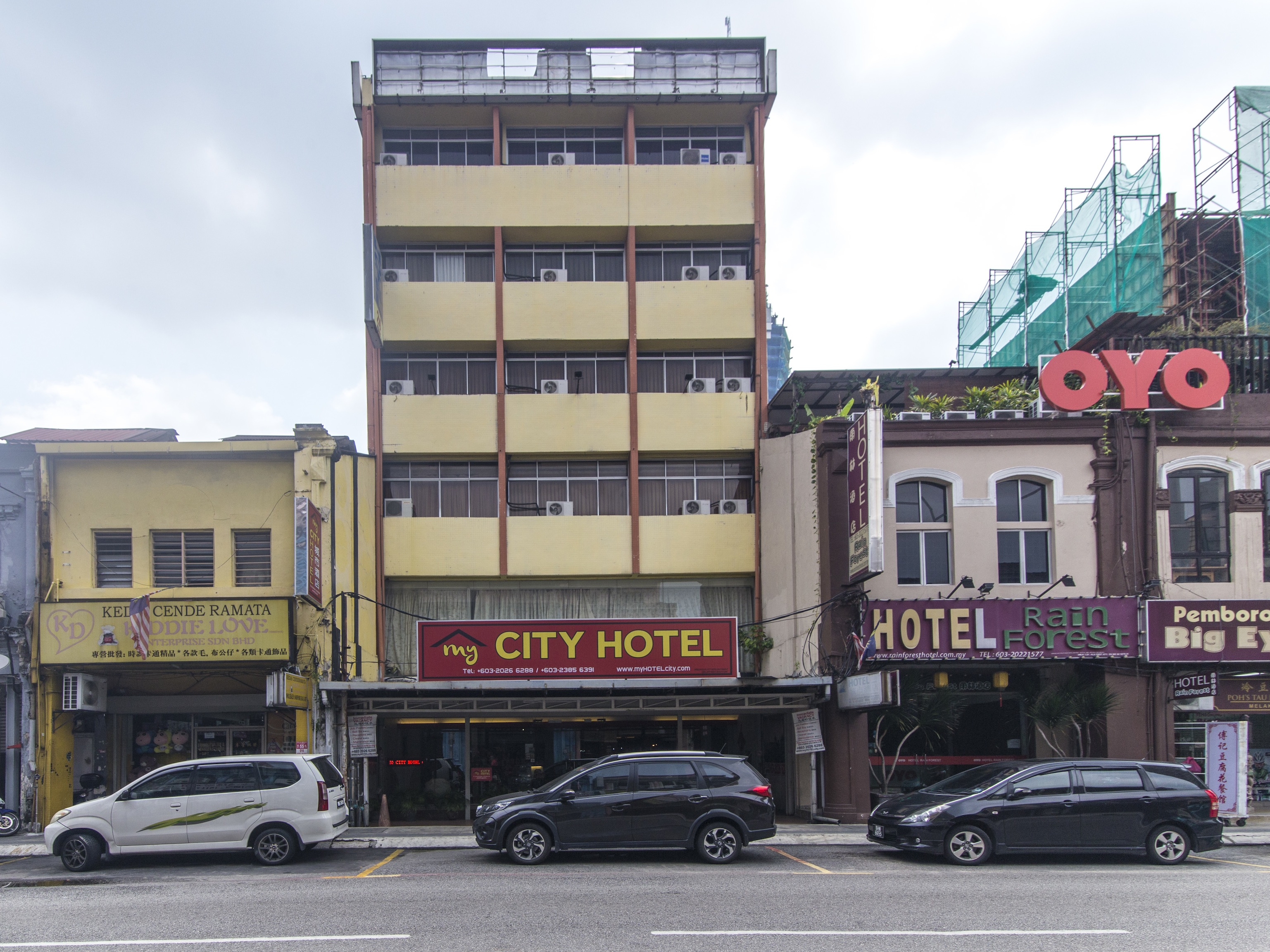 OYO 761 City Hotel