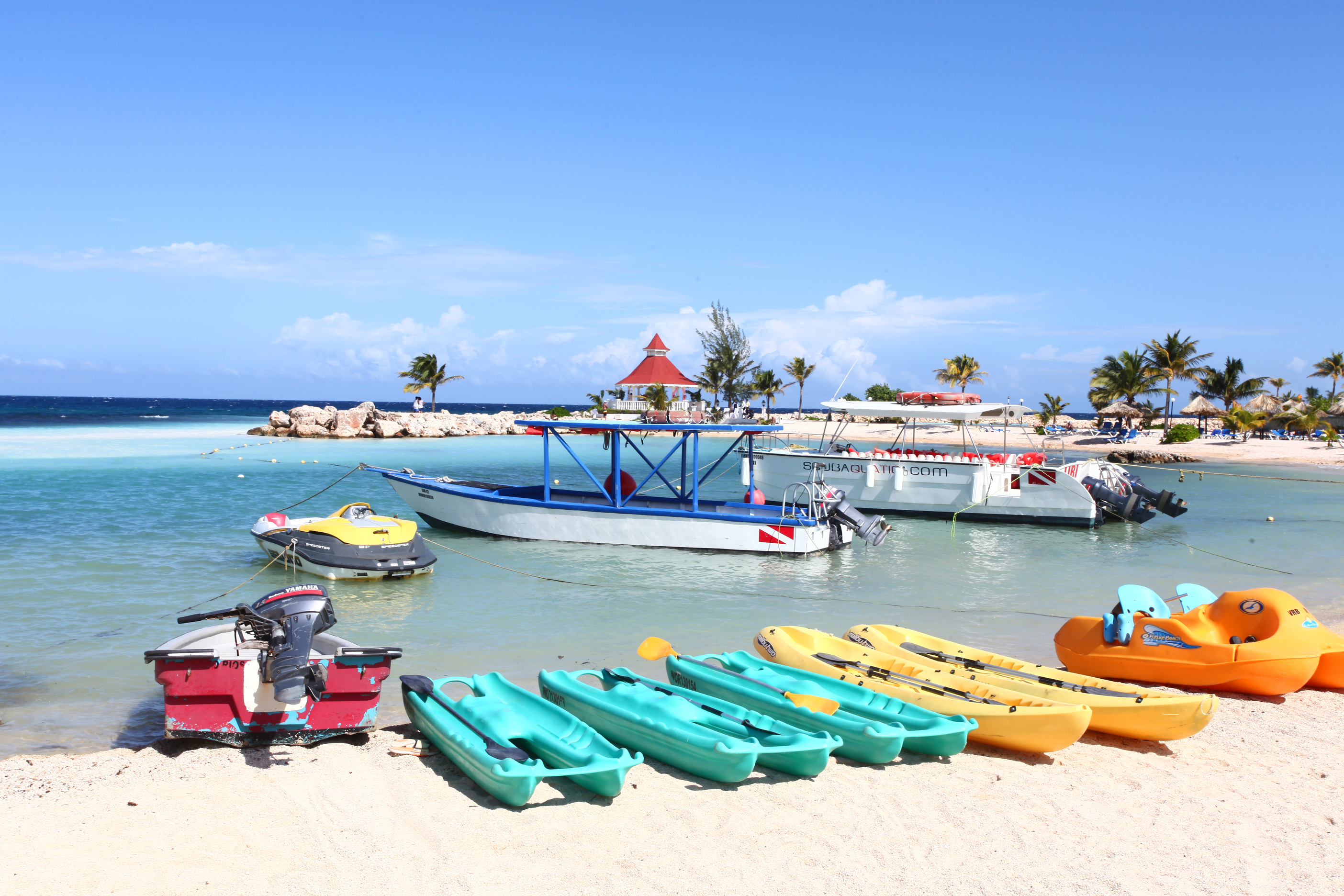 Fotografie cu Plaja Bahia Principe Runaway Bay și peisajul său frumos