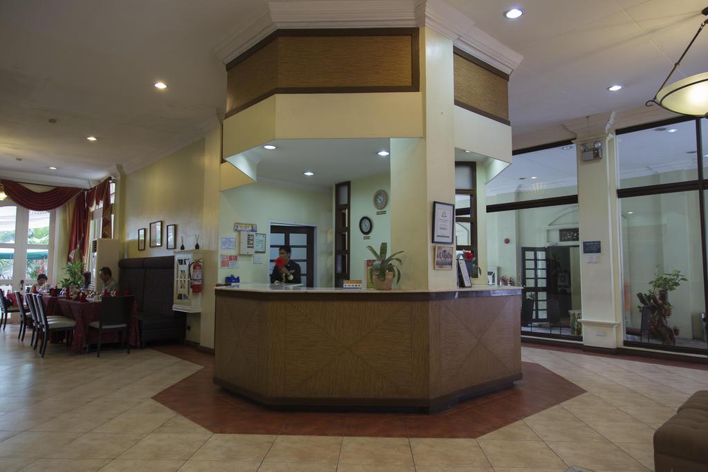 White Knight Hotel Intramuros by null