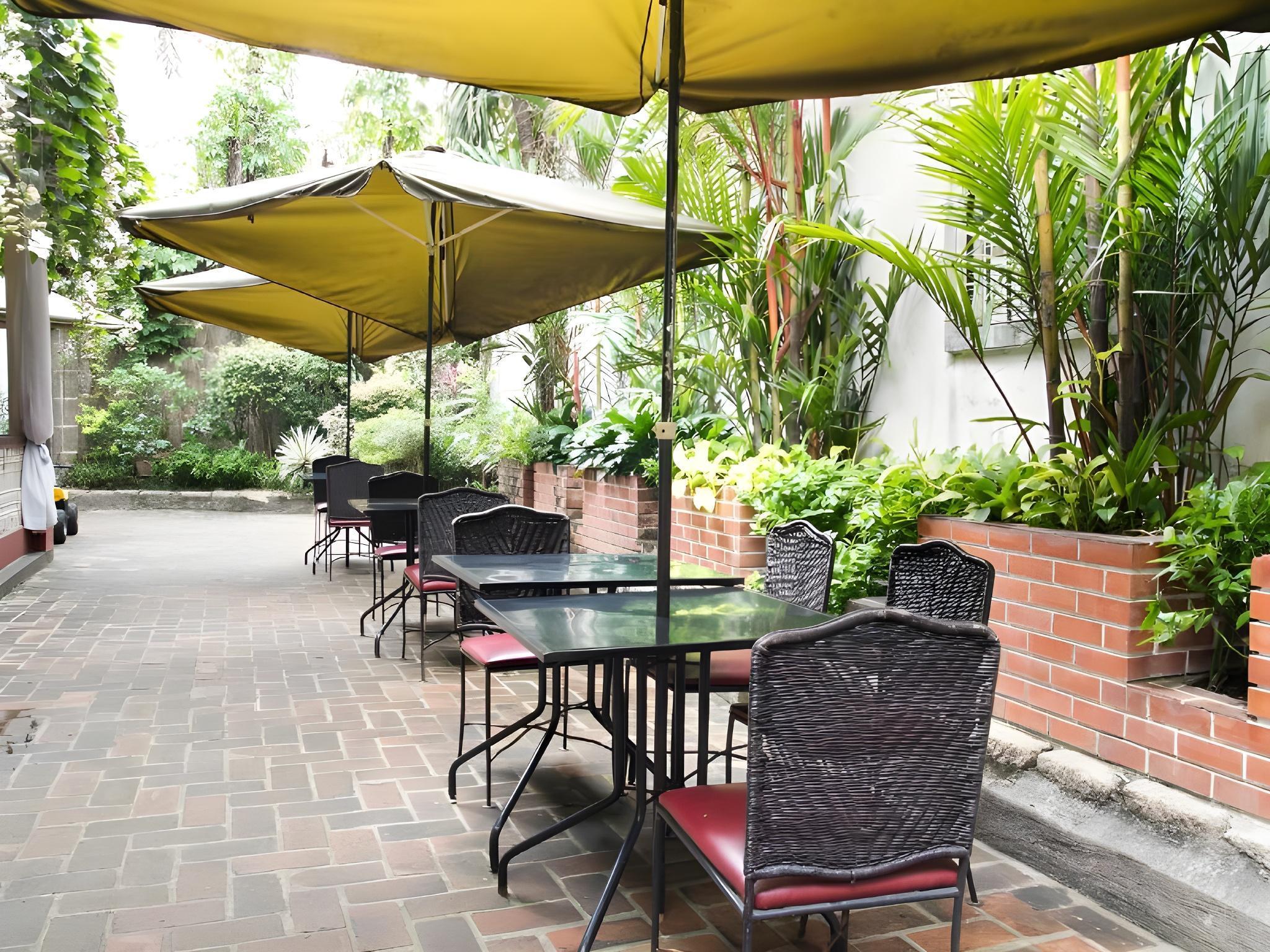 White Knight Hotel Intramuros by null