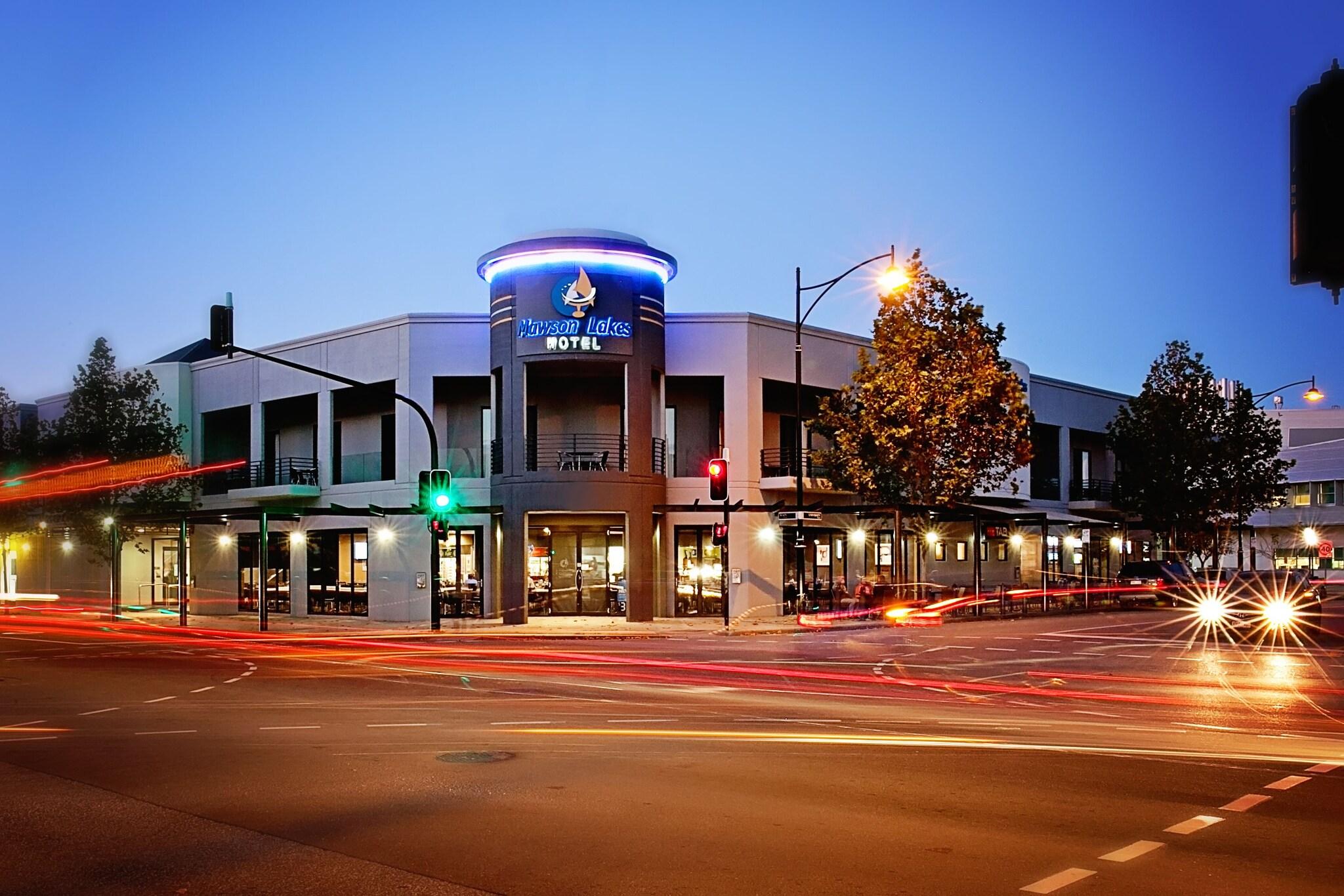 Mawson Lakes Hotel by null