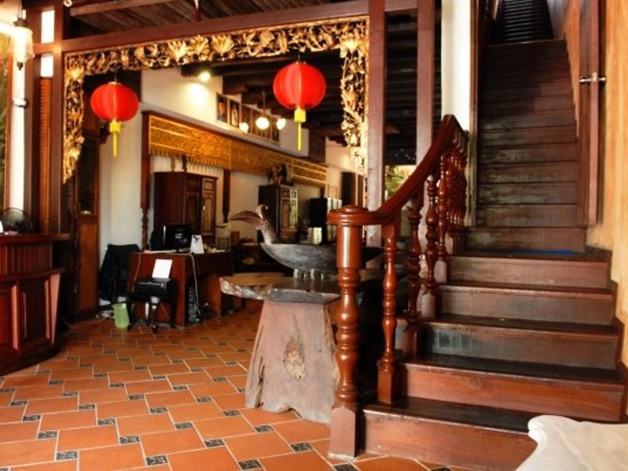 Kuching Waterfront Lodge by null