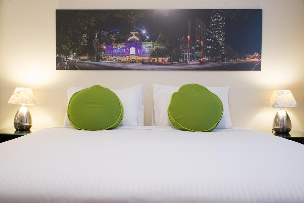 City Limits Hotel by null