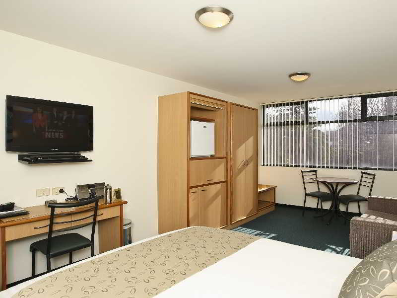 Motel 429 by null