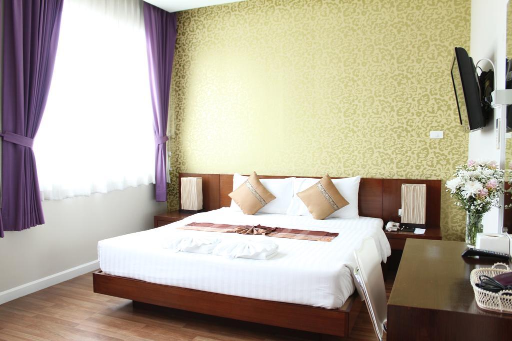 Baiyoke Ciao Hotel by null