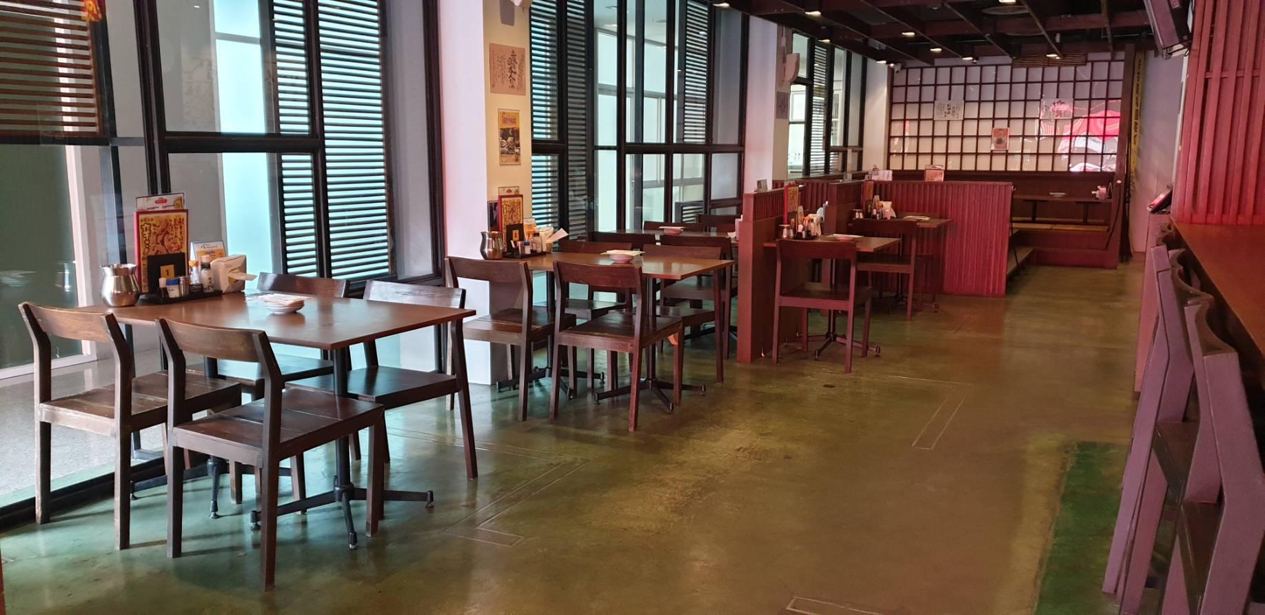 Baiyoke Ciao Hotel by null