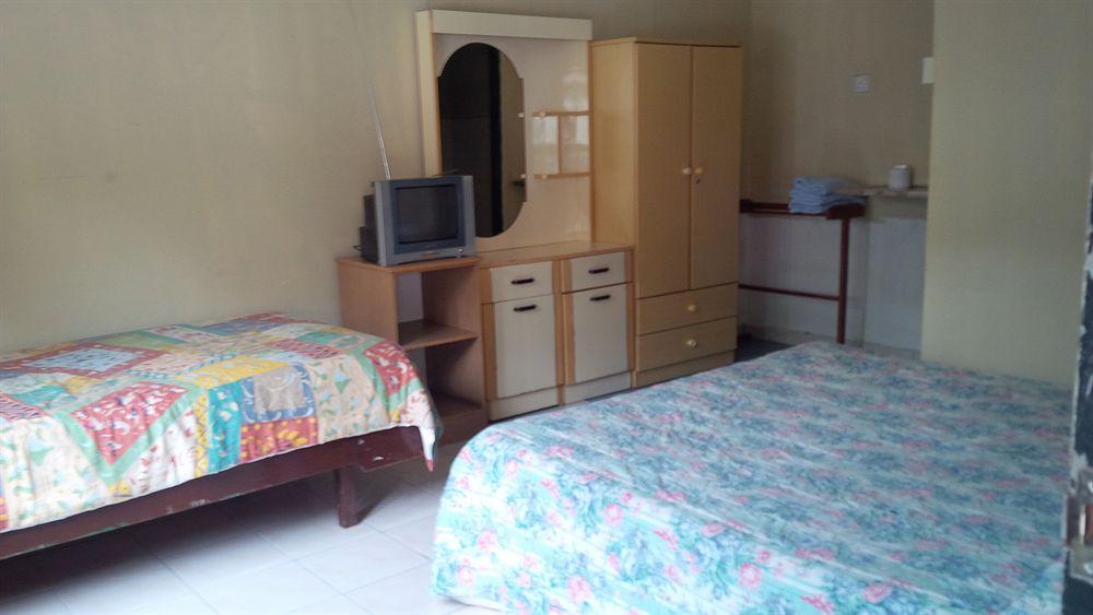 Cameronian Inn by null