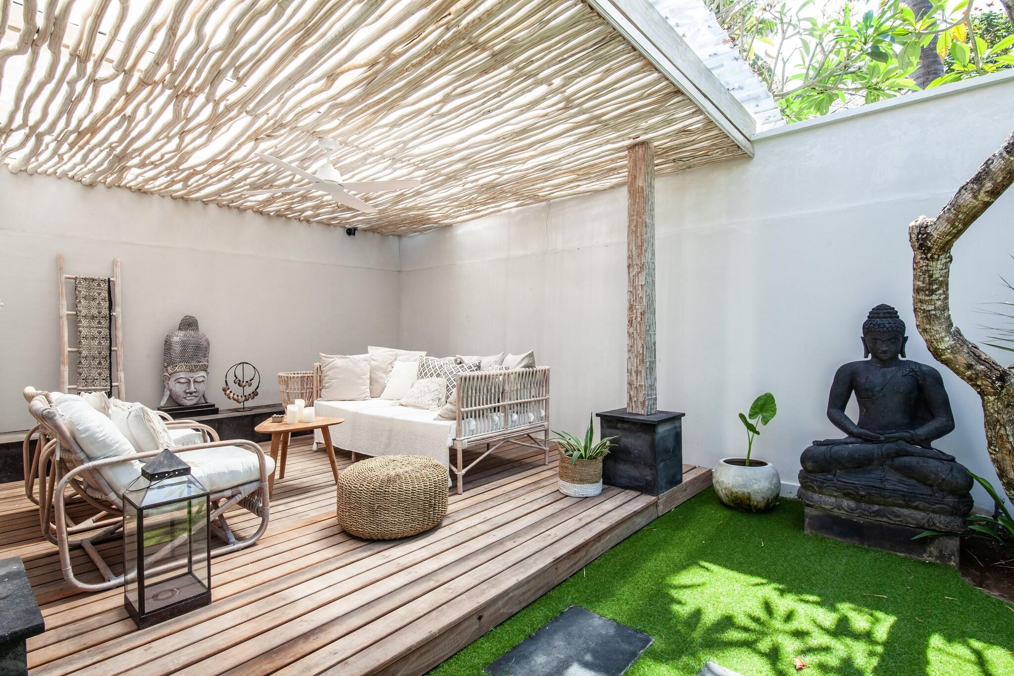 Indiana Kenanga, lembongan by null