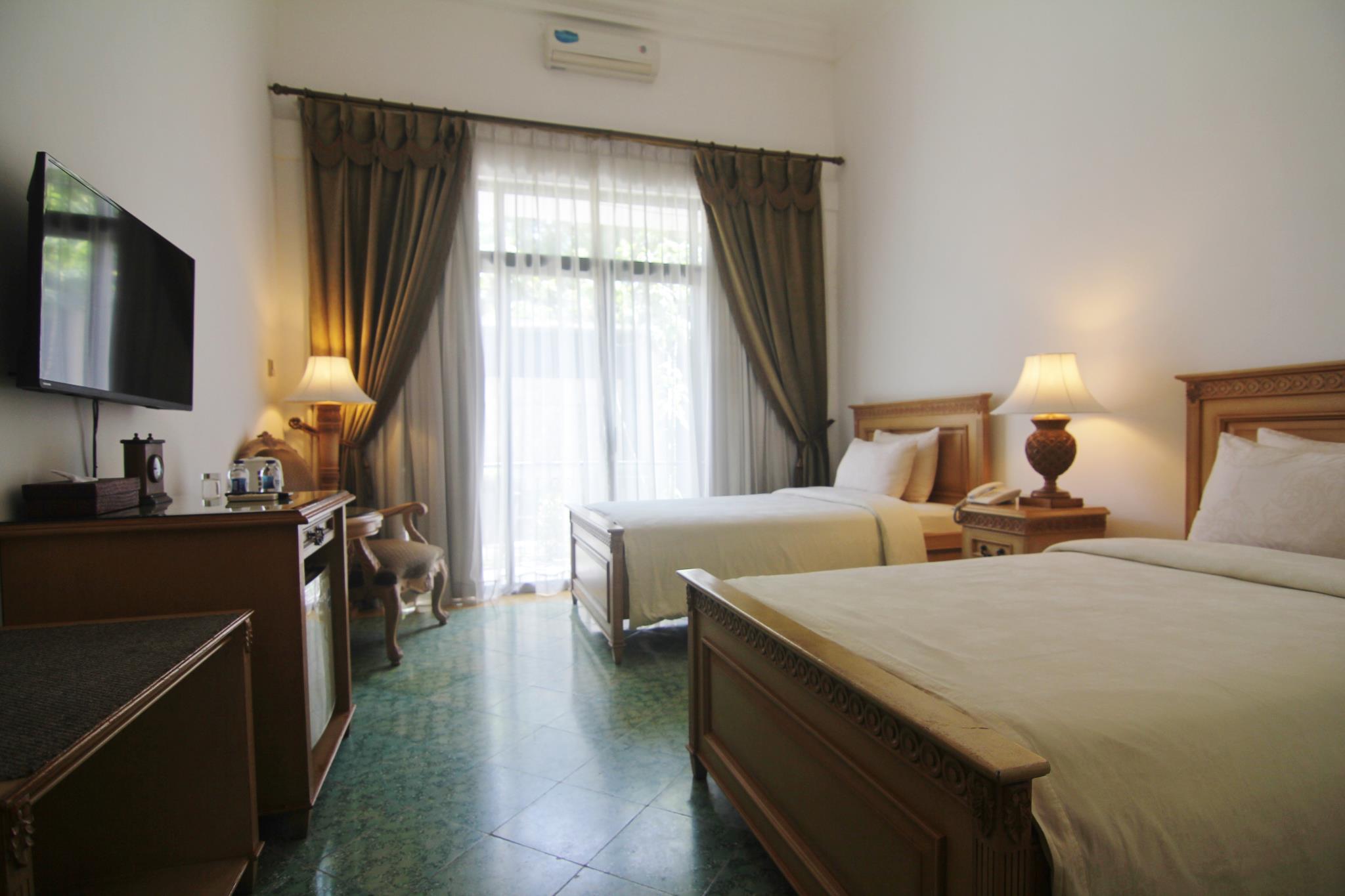 Sarasvati Borobudur Hotel by null