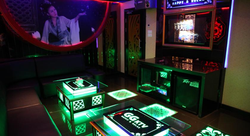 AGlow Hotel Harbor Bay Batam
