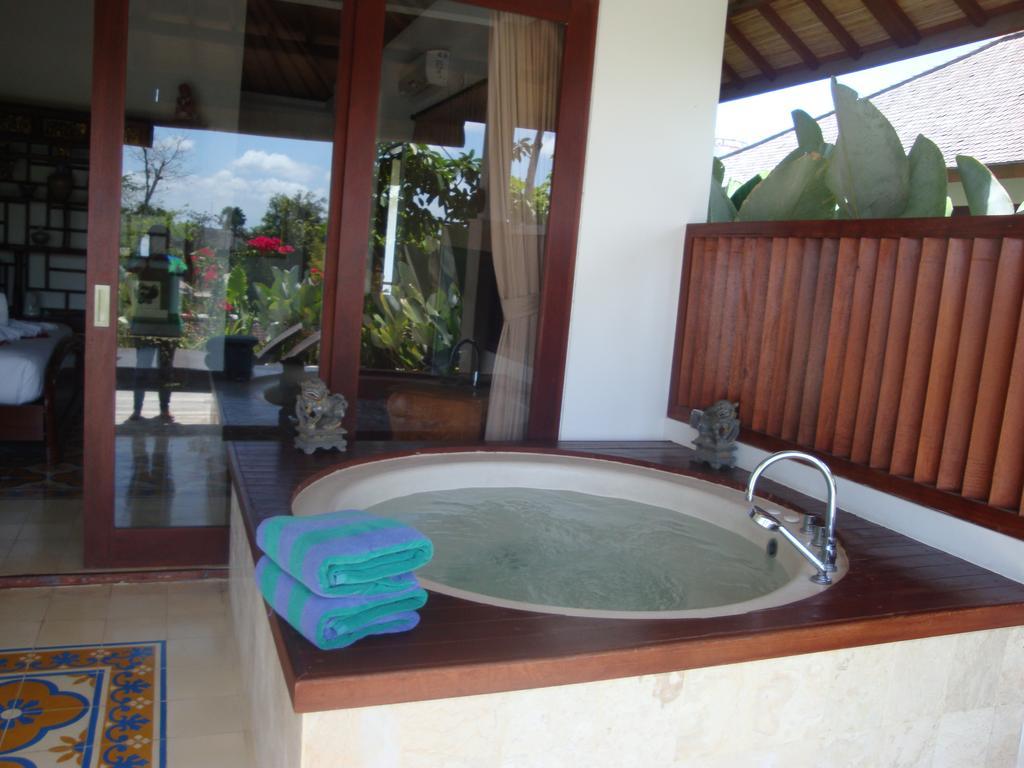 Aqua Bali Villa - photo