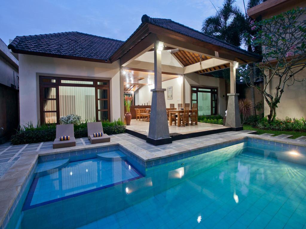 Gracia Bali Villas - photo