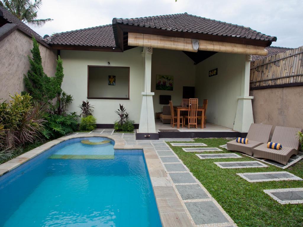 Gracia Bali Villas - photo