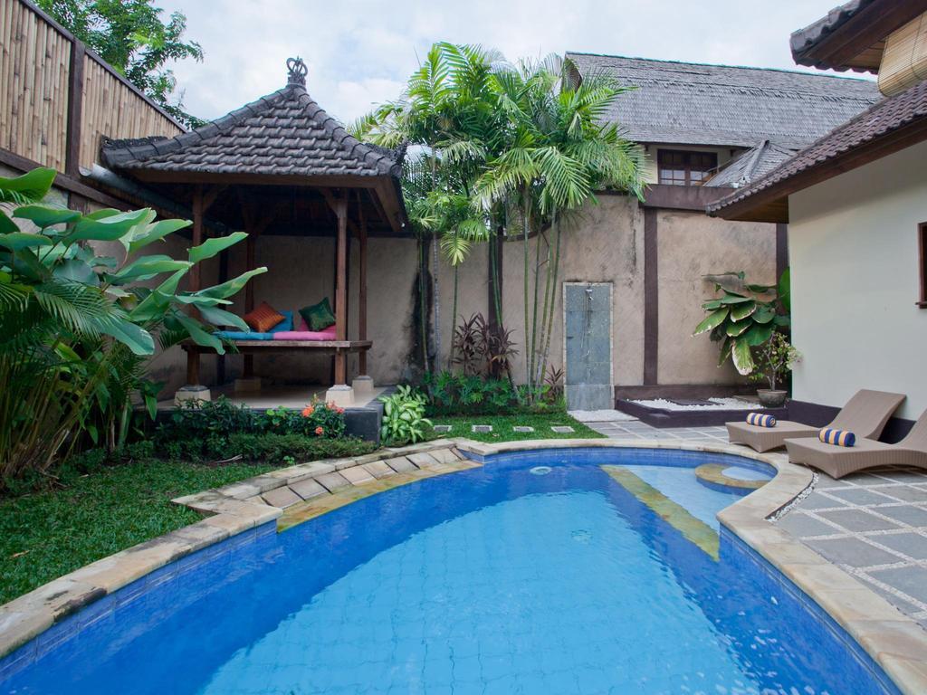 Gracia Bali Villas - photo