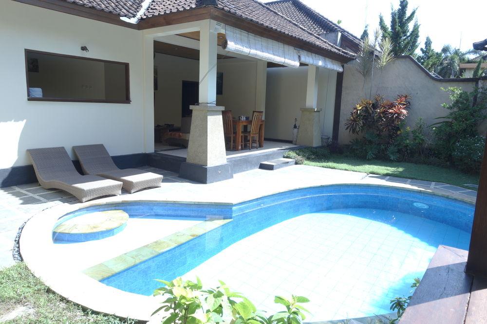Gracia Bali Villas - photo