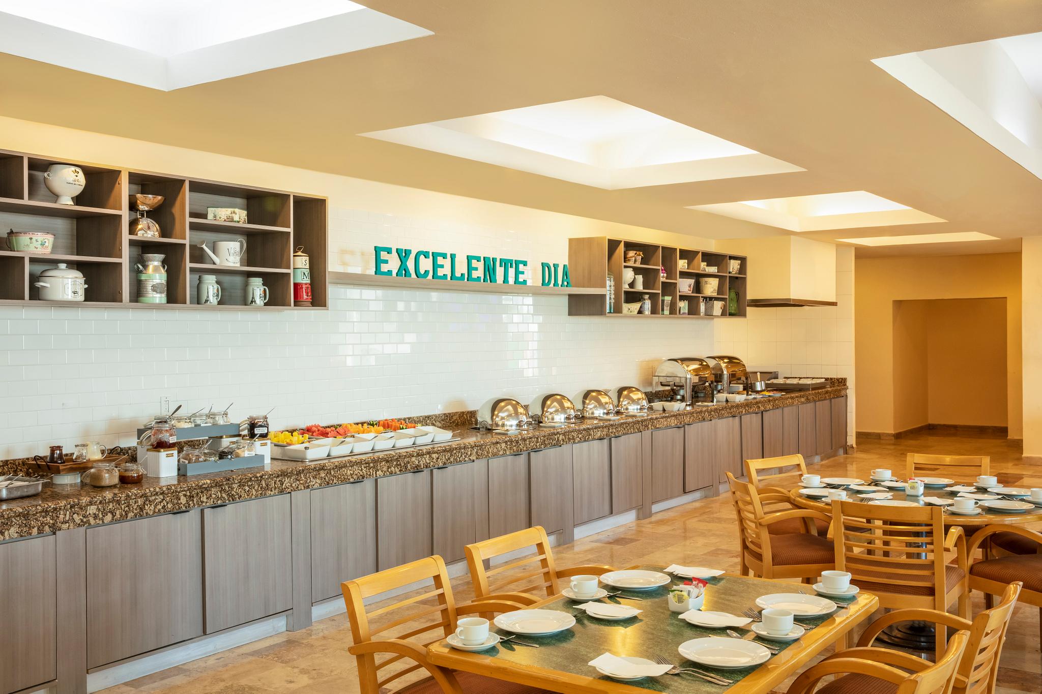 Fiesta Inn Express San Luis Potosí Oriente