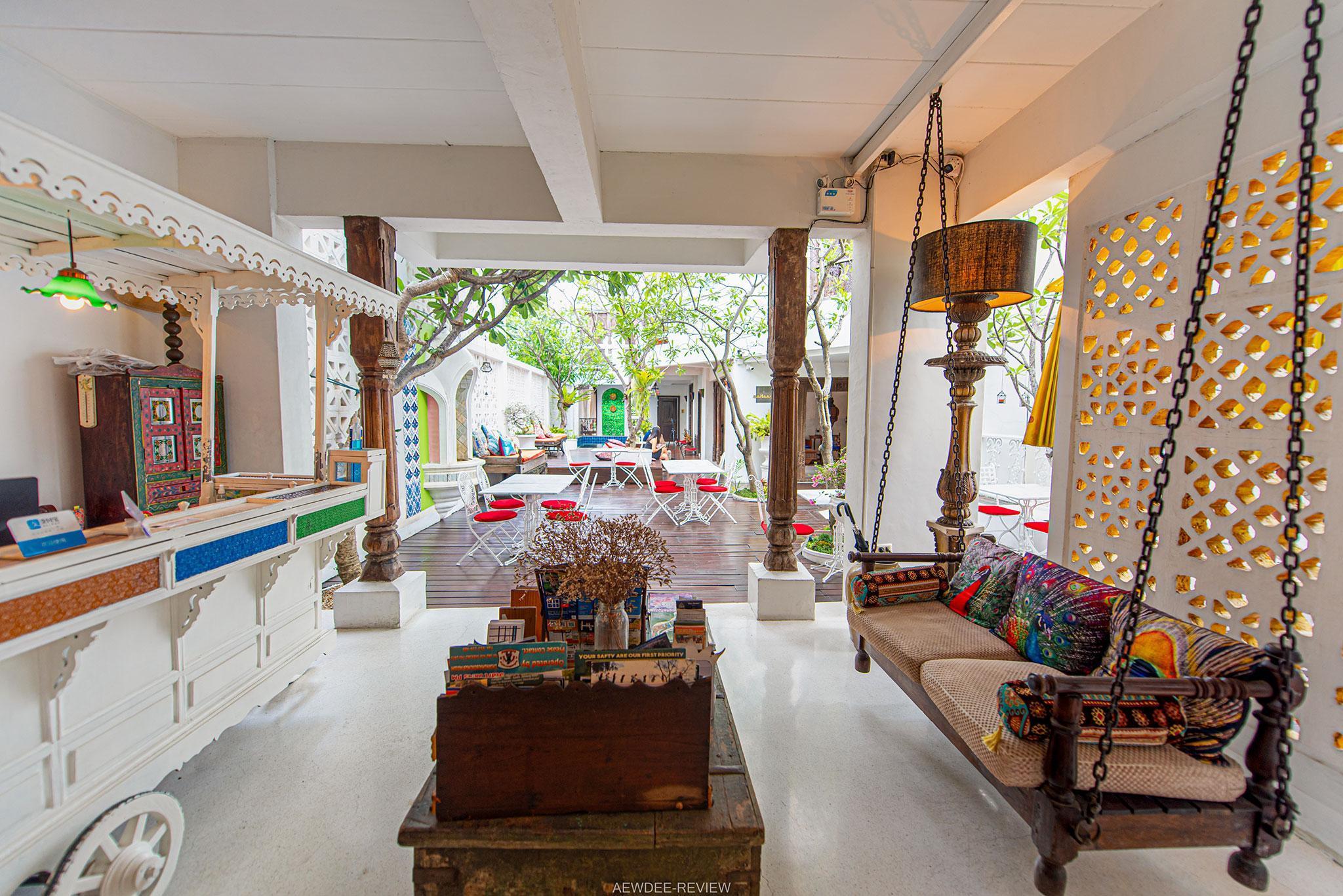 At Niman Conceptual Home by null