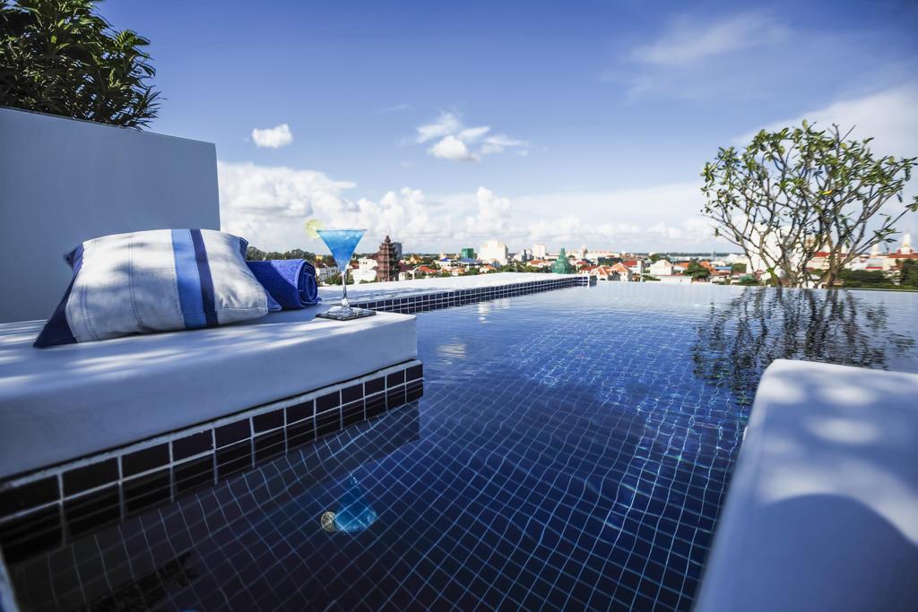 Patio Hotel and Urban Resort by null