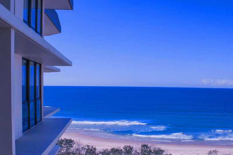 Seacrest Beachfront Holiday Apartments