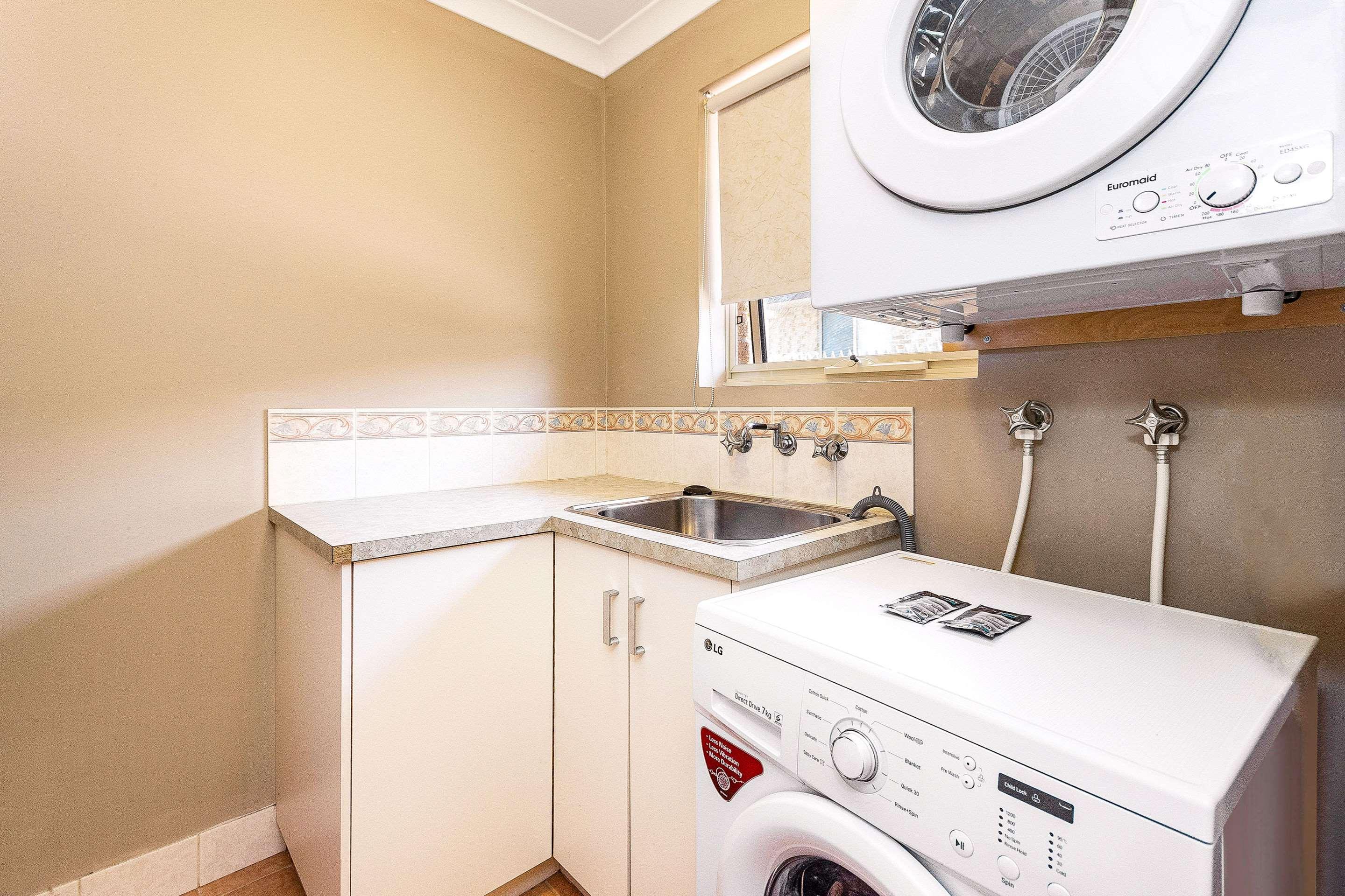 Quality Apartments Banksia Gardens