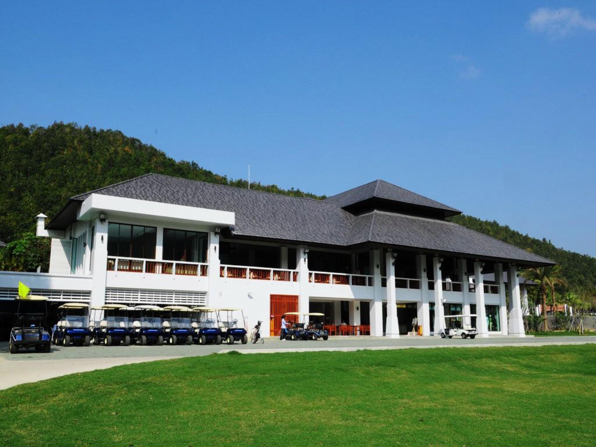 Alpine Golf Resort
