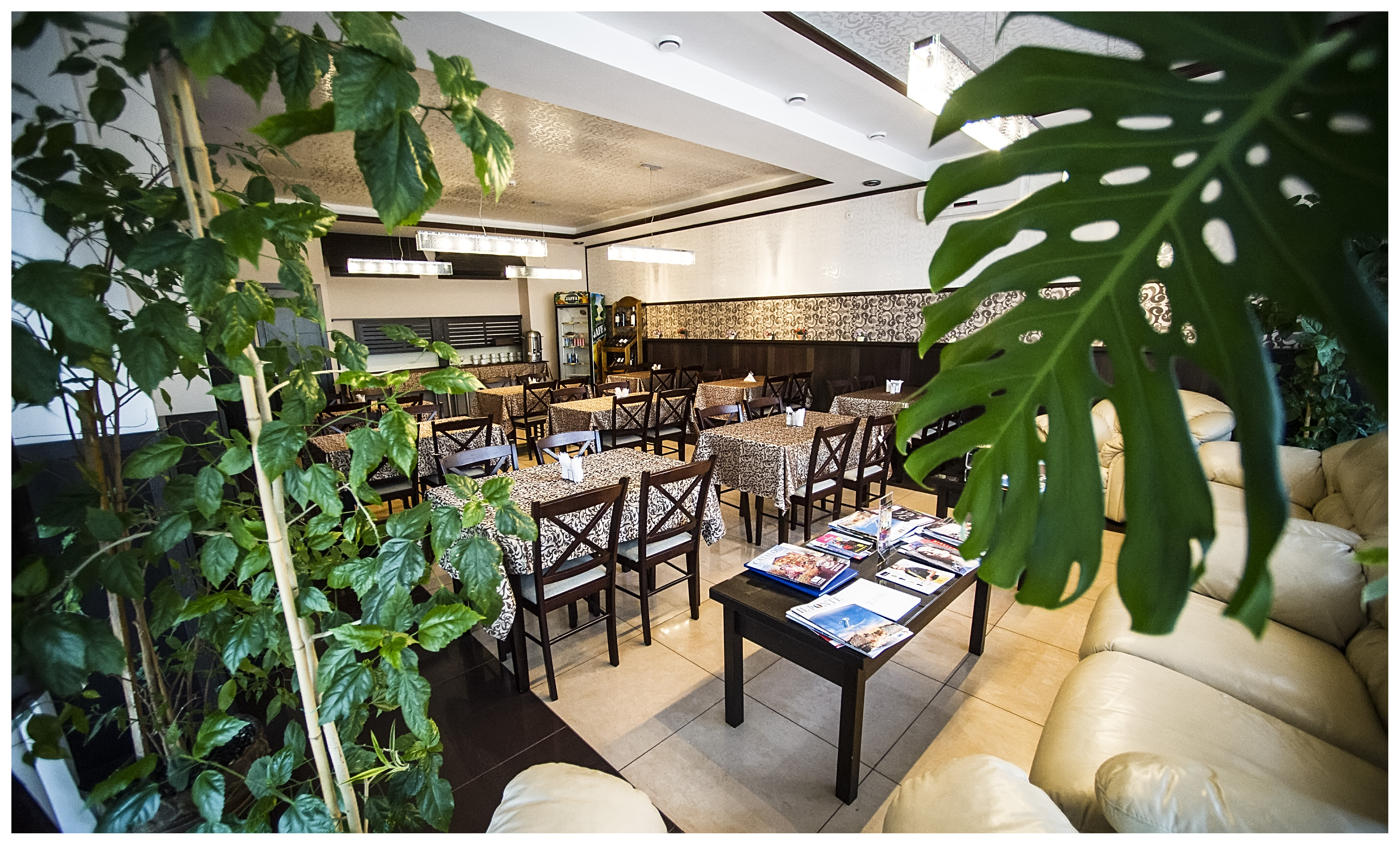 Iris Hotel