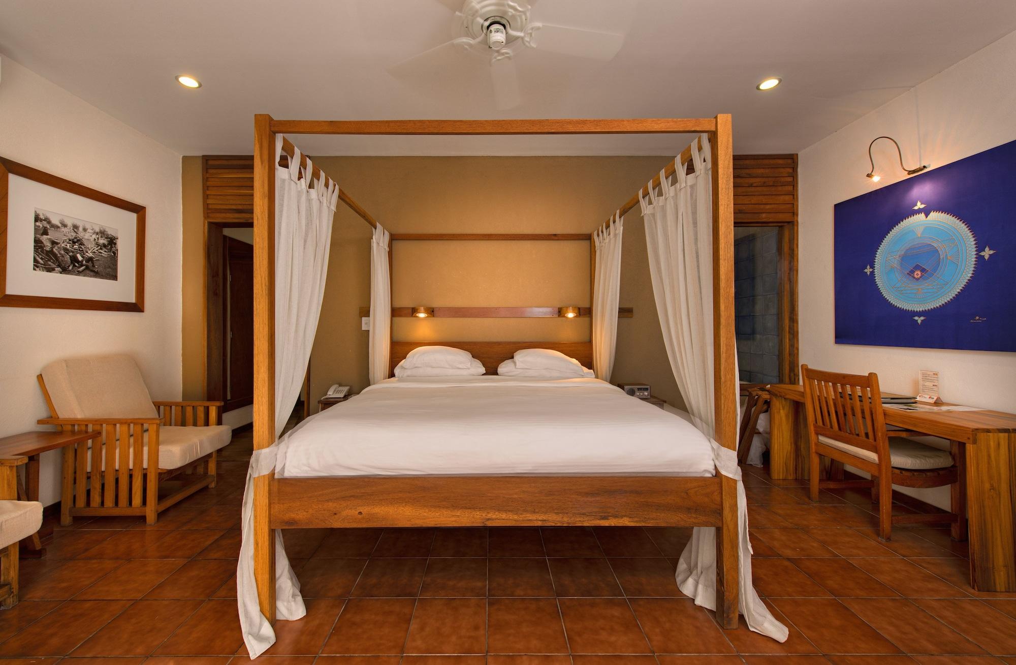 Capitán Suizo Beachfront Boutique Hotel by null