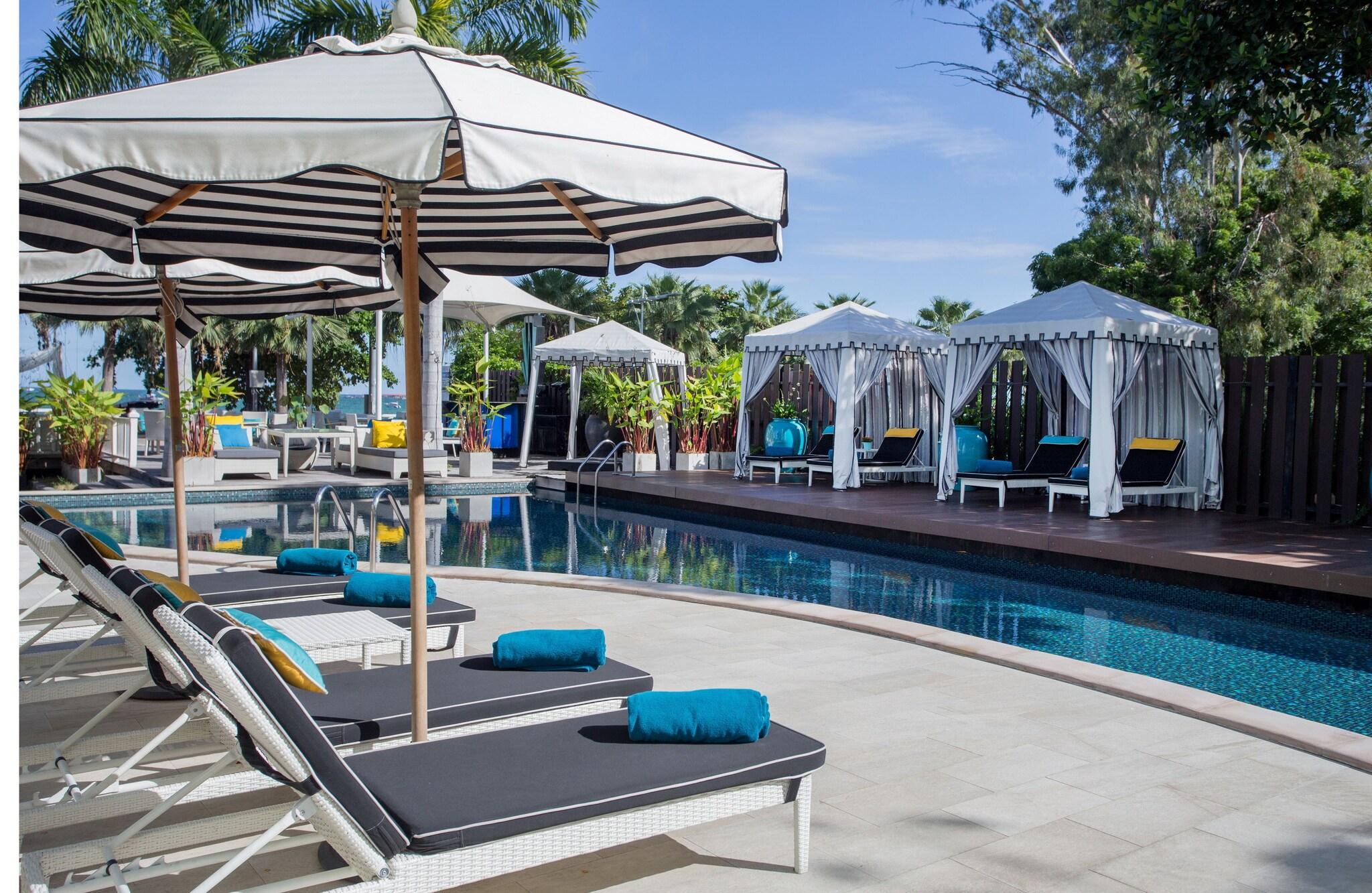 Wave Hotel