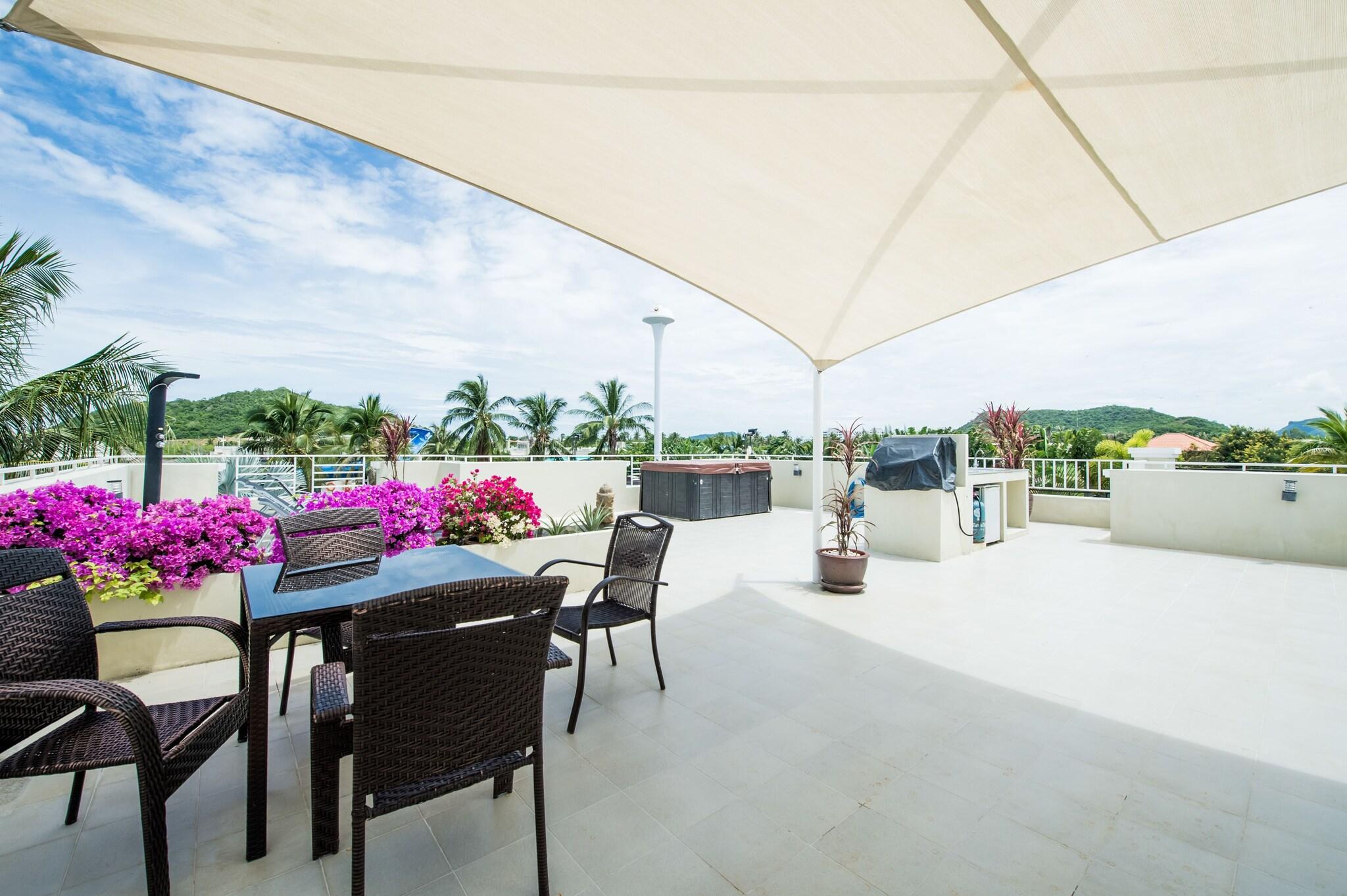 Oriental Beach Pearl Resort