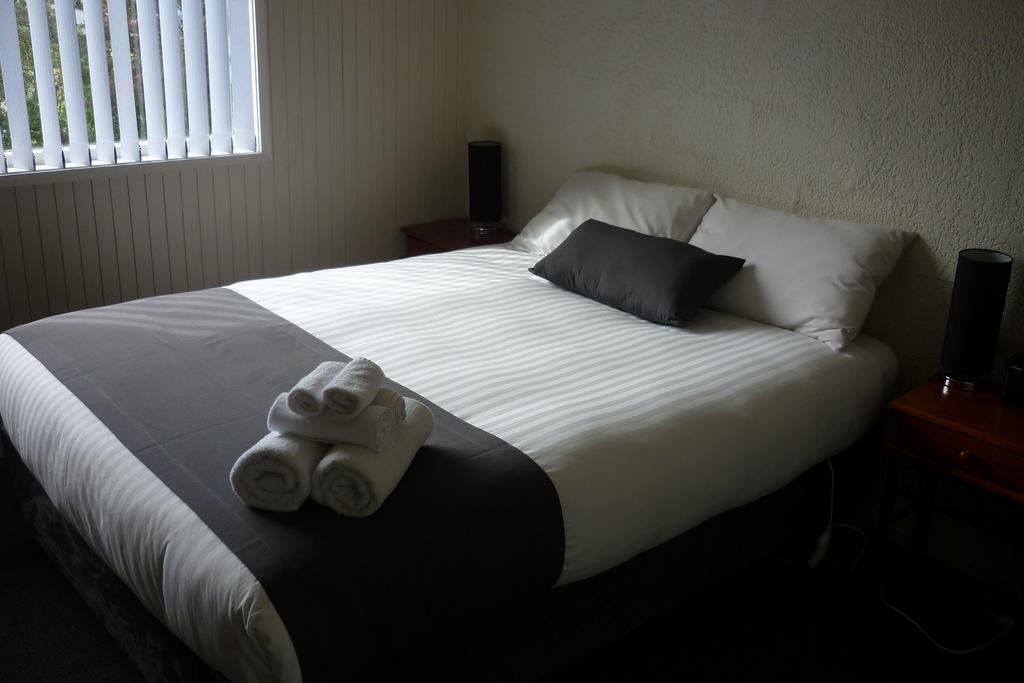 Silver Hills Motel by null