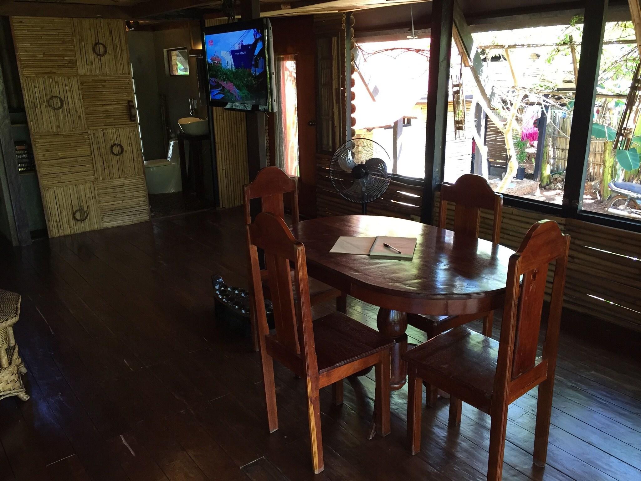 The Village House Palawan