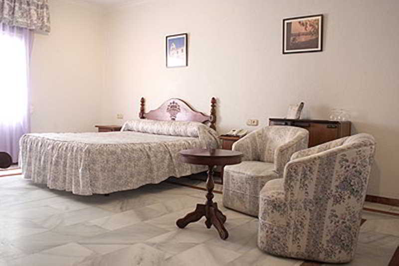 Hotel La Pinta by null