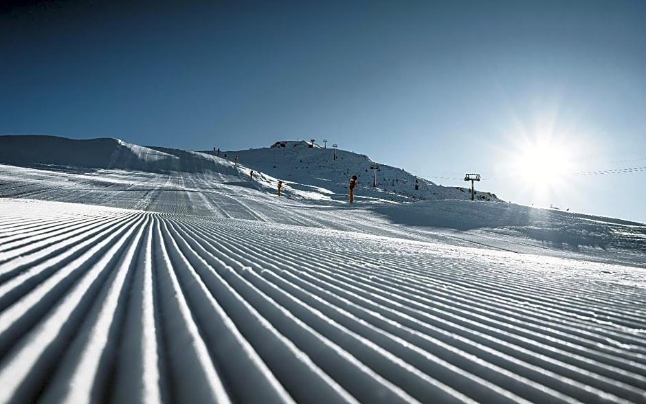 Hotel Ochsen 2 by null