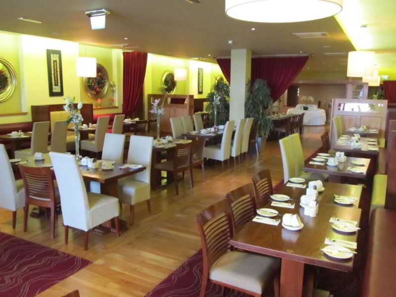 Raheen Woods Hotel
