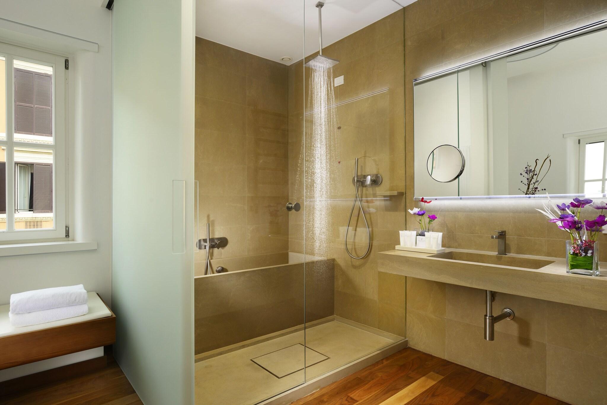 Palazzo Montemartini Rome, A Radisson Collection Hotel by null