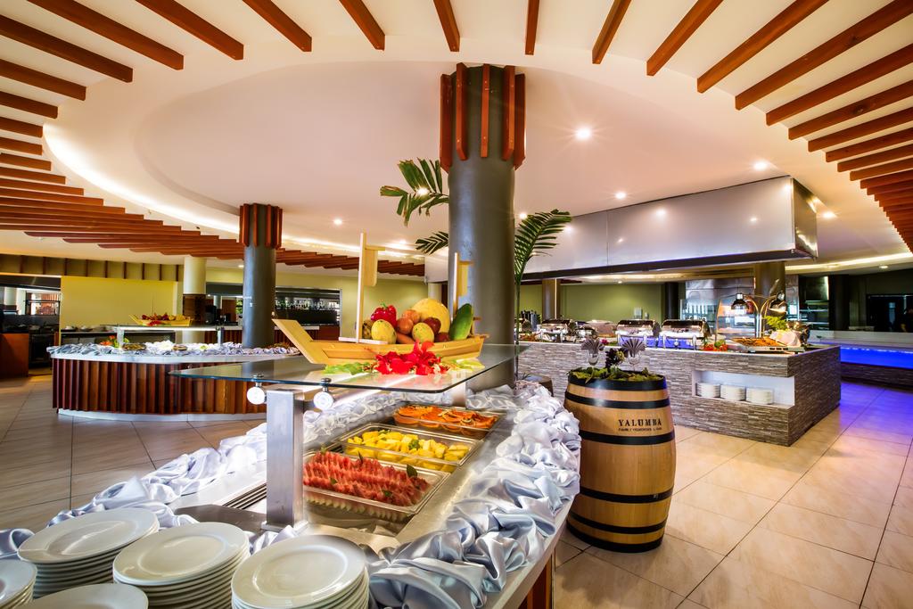 Mana Island Resort & Spa