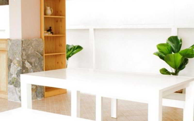 Triple Palms House by null
