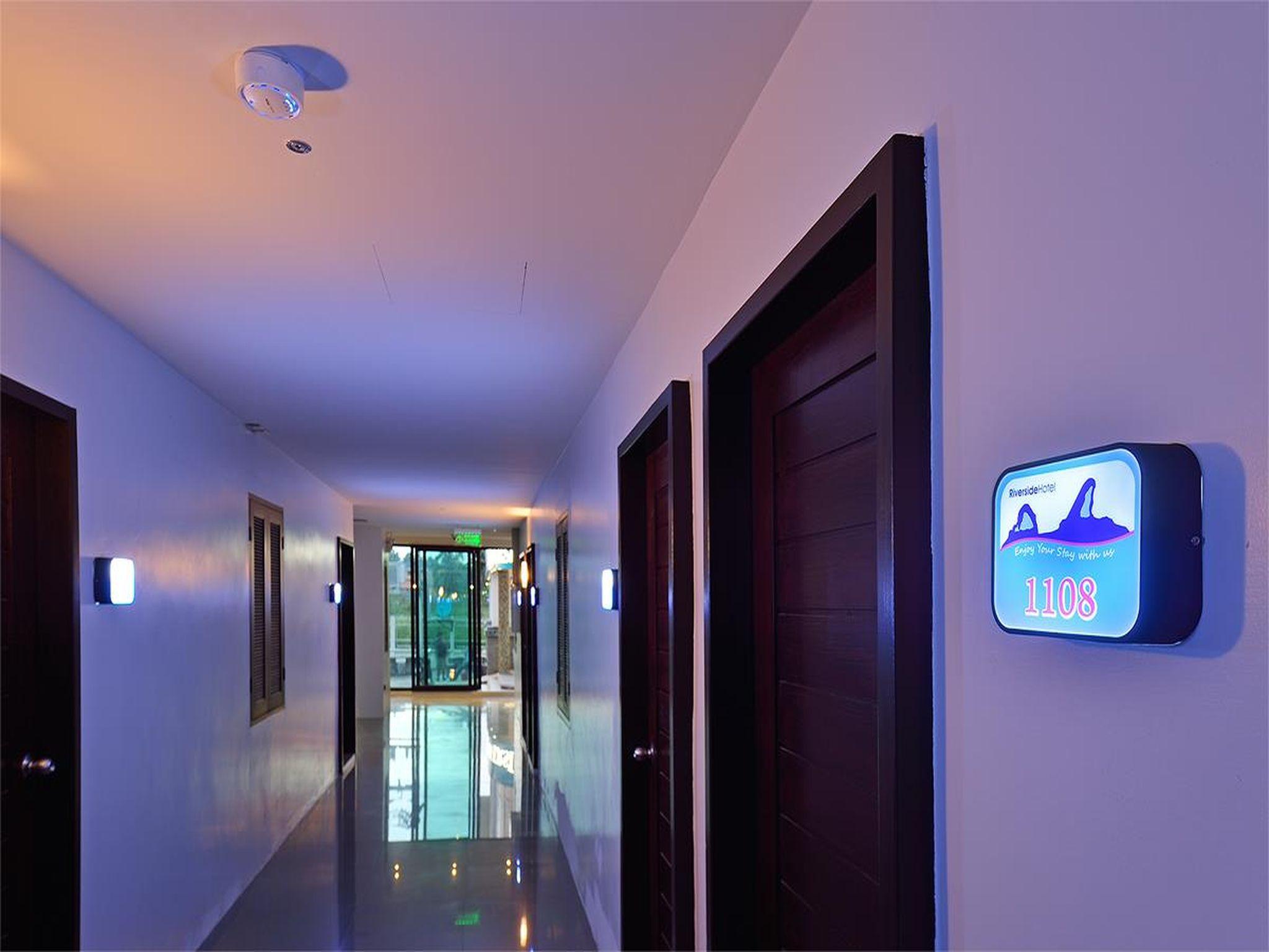 Riverside Hotel (SHA Extra Plus+)