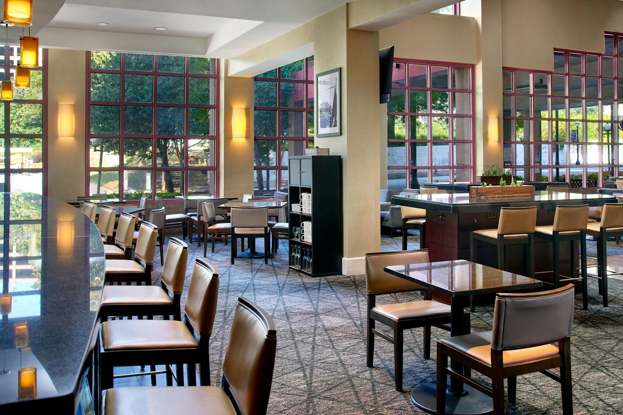 Atlanta Marriott Suites Midtown