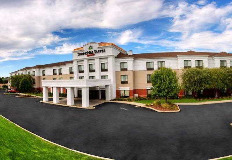 SpringHill Suites Milford image