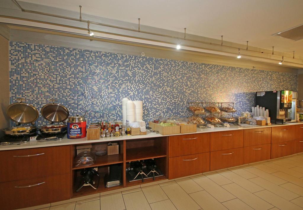 SpringHill Suites Charleston North/Ashley Phosphat